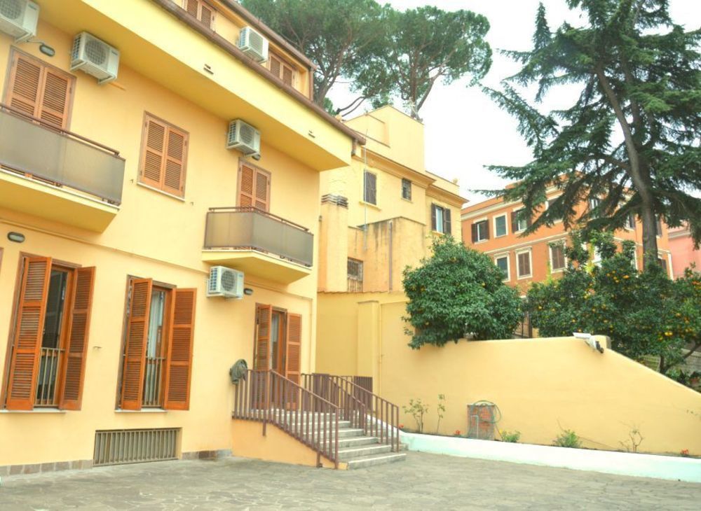 Domus Getsemani Bed & Breakfast Rome Exterior photo